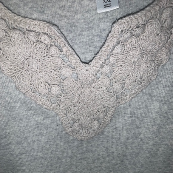 LOFT Tank Top - Picture 3 of 5